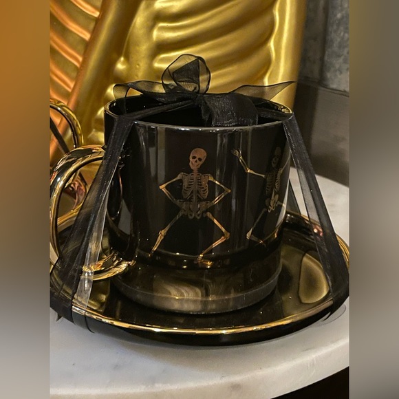 ELEGANCE NWOT Skeletons Cup And Saucer Set Black W/Gold Trim 🖤💛💀💛🖤 - Picture 4 of 8